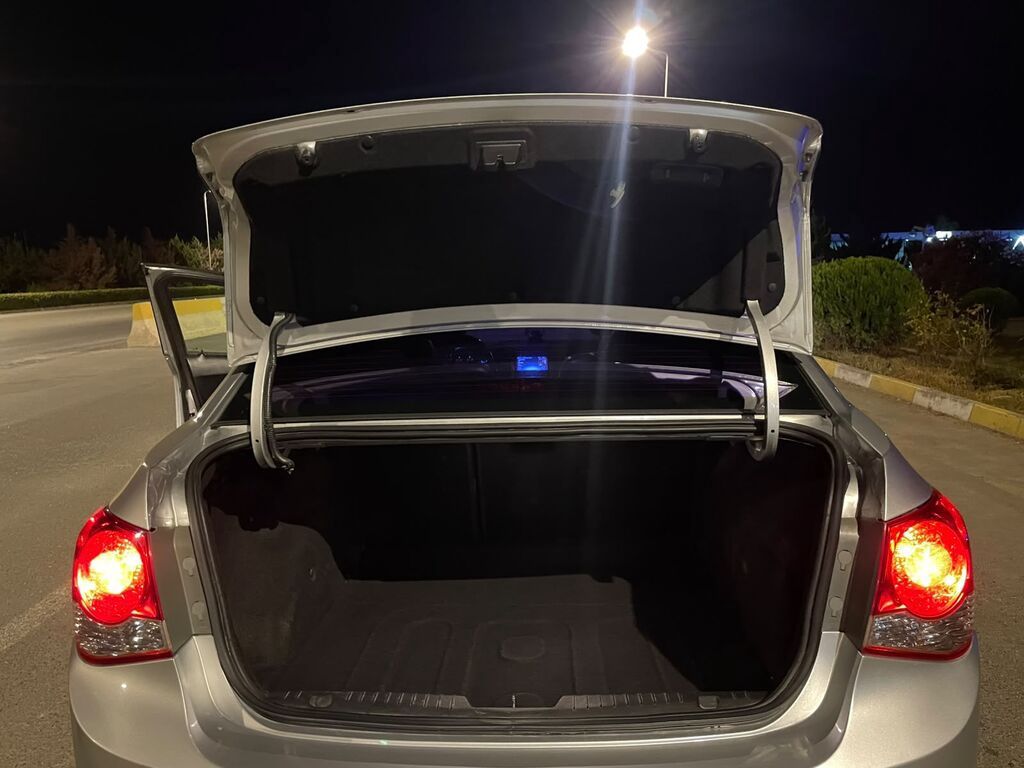 Chevrolet Cruze: 1.4 l | 2015 il 276000 km Sedan — Avtomobillər, Kürdəmir (6)