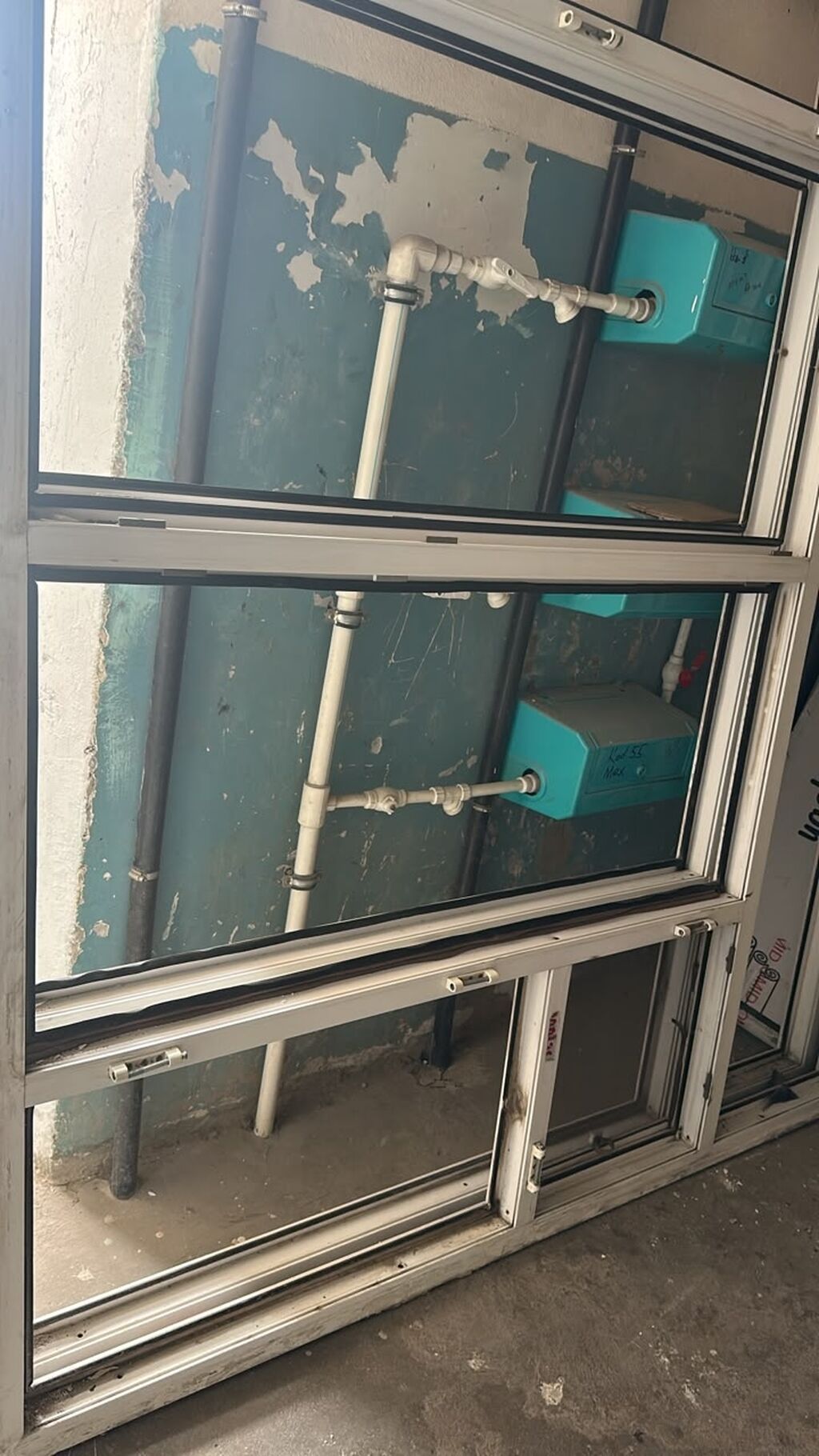 PVC pəncərə və şüşə paketlər Olculer: 2.20nin 1.75e 2 eded cercive ve — Mallar, Bakı