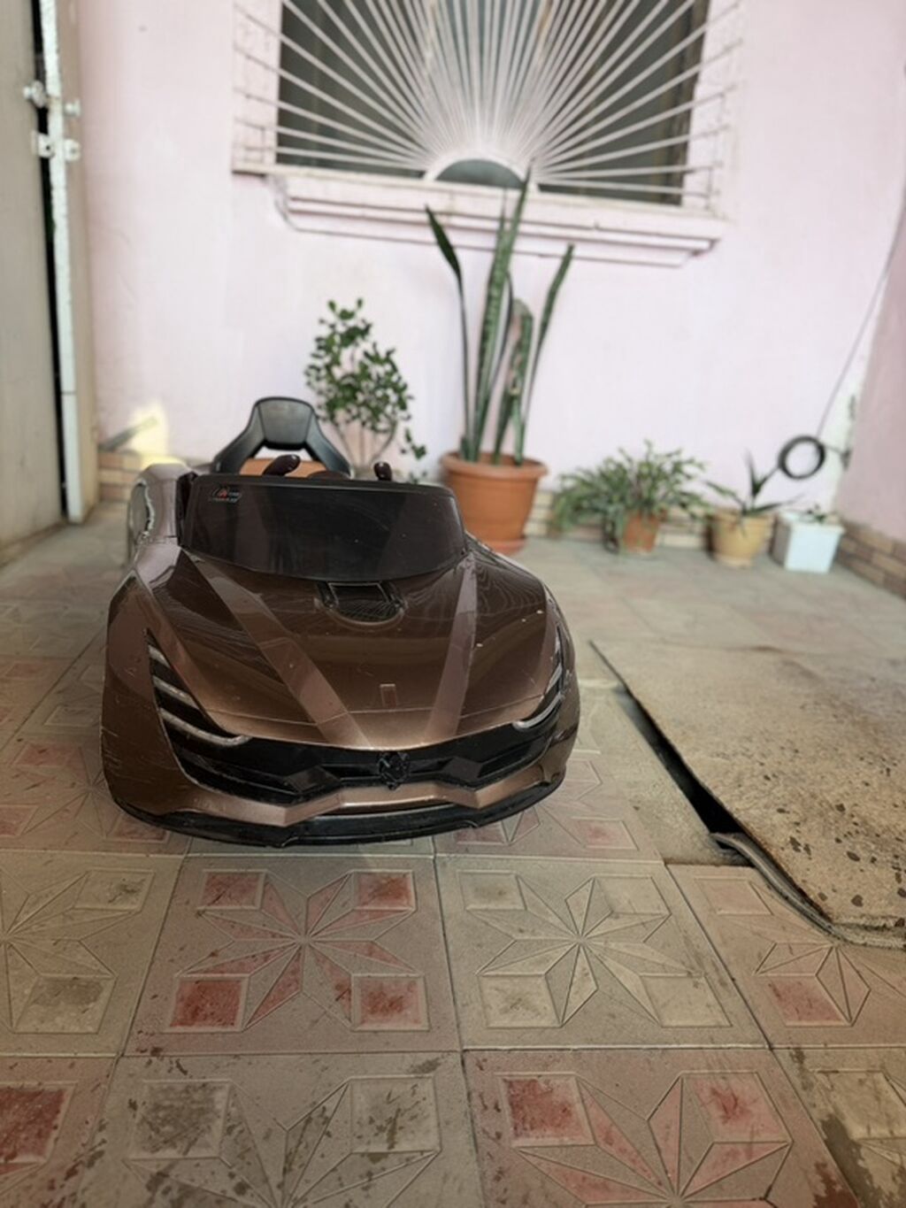Uşaq elektrik maşını – LaFerrari üslubunda, qəhvəyi metalik — Uşaq nəqliyyatı, Bakı (2)