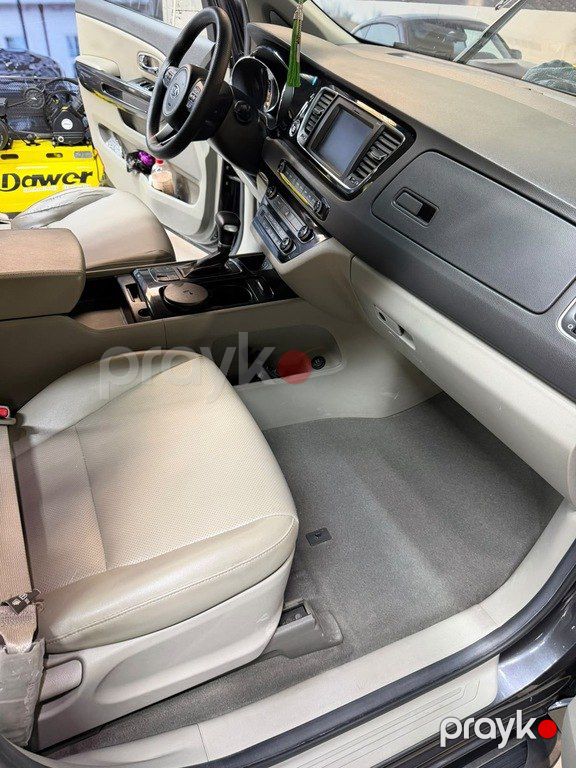 Kia Carnival, 2.2 L, 2017 il, 350 000 km — Avtomobillər, Bakı (4)