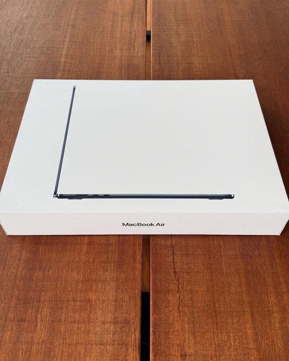Macbook Air 13 M5 16/512gb Silver/Midnight — Elektronika, Bakı (2)