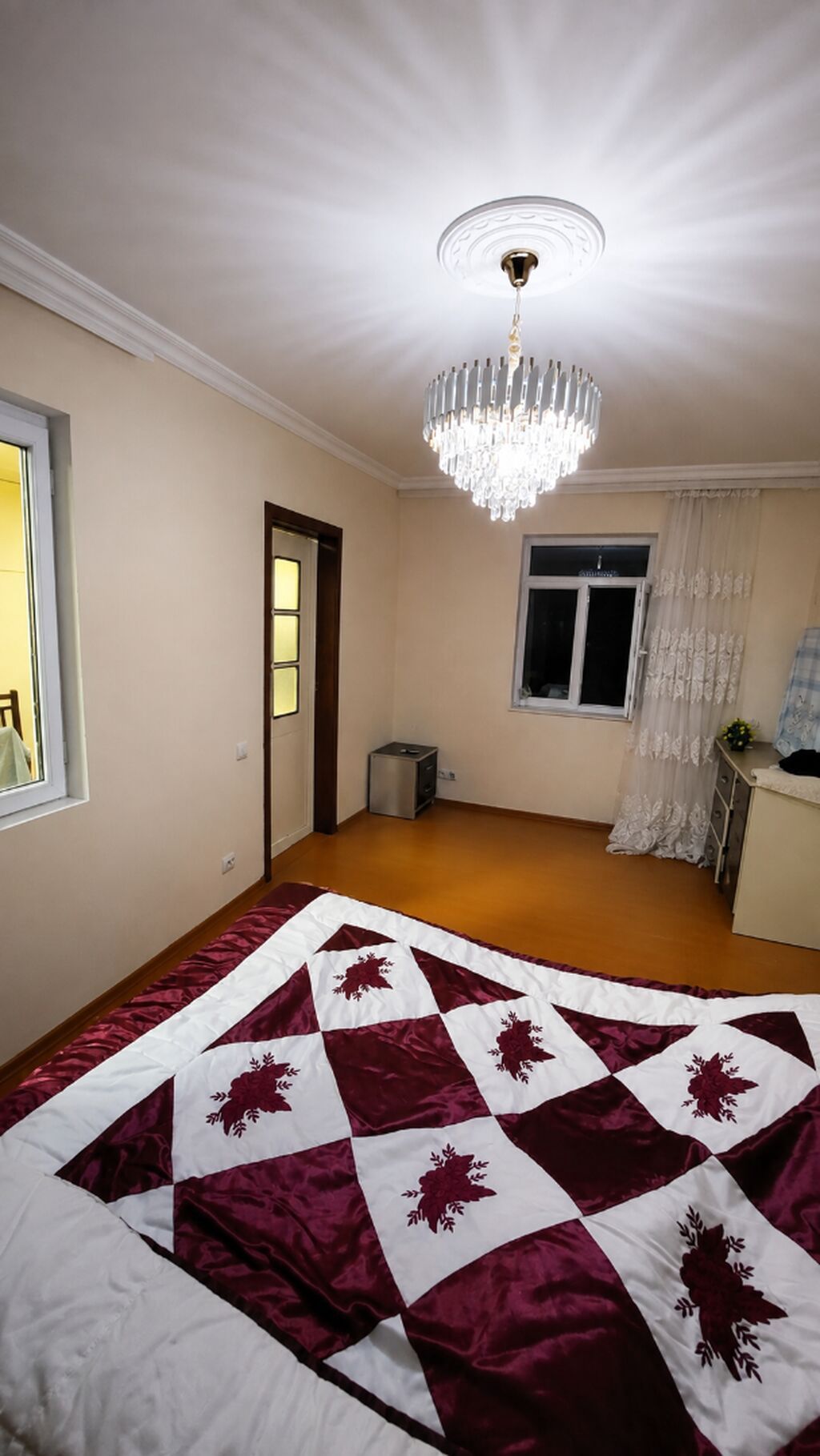 Yeni Yasamal 2 otaqlı, 57 kv. m, orta təmir