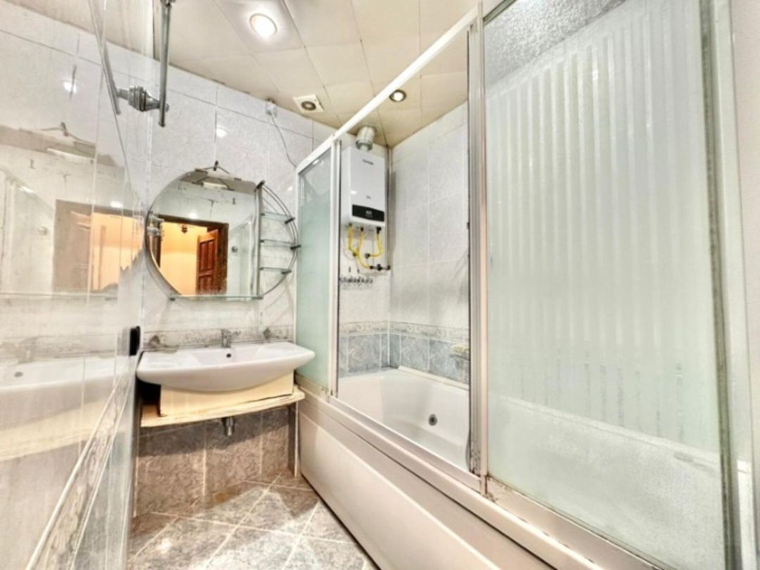 Satılır 4 otaqlı köhnə tikili 105 m² — Mənzil, Bakı (11)