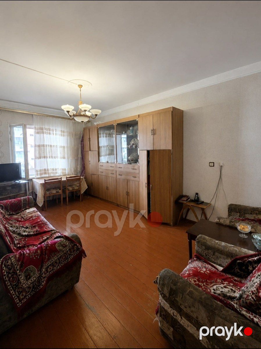 Satılır 2 otaqlı köhnə tikili 65 m² — Mənzil, Bakı (3)