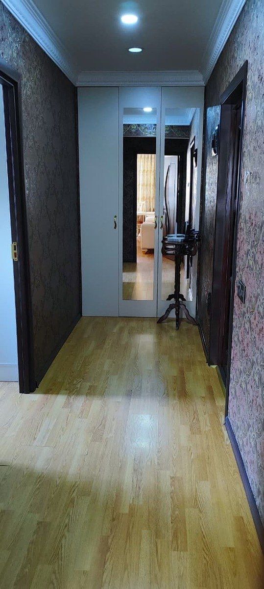 Satılır 2 otaqlı köhnə tikili 65 m² — Mənzil, Bakı (11)