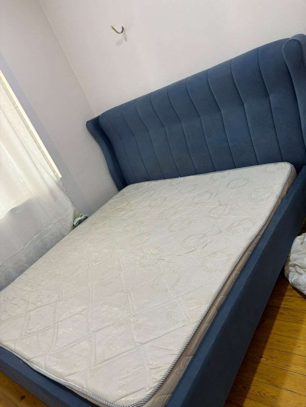 Məhsul: Yumşaq başlıqlı iki nəfərlik çarpayı və döşək - Ölçü: təxmini — Mebel, Bakı (2)