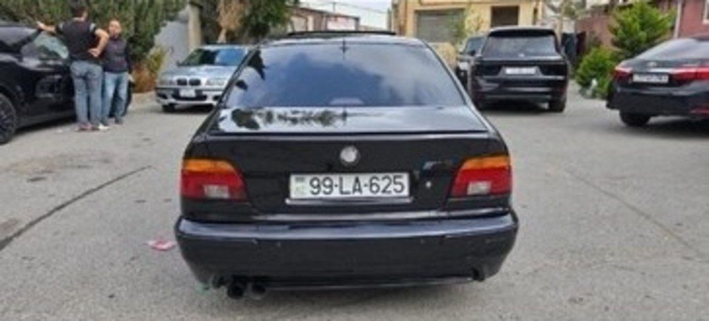 BMW 523, 2.5 L, 1999 il, 429 000 km — Avtomobillər, Bakı (2)