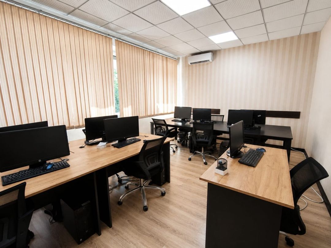 Ofis mebeli — Mallar, Bakı