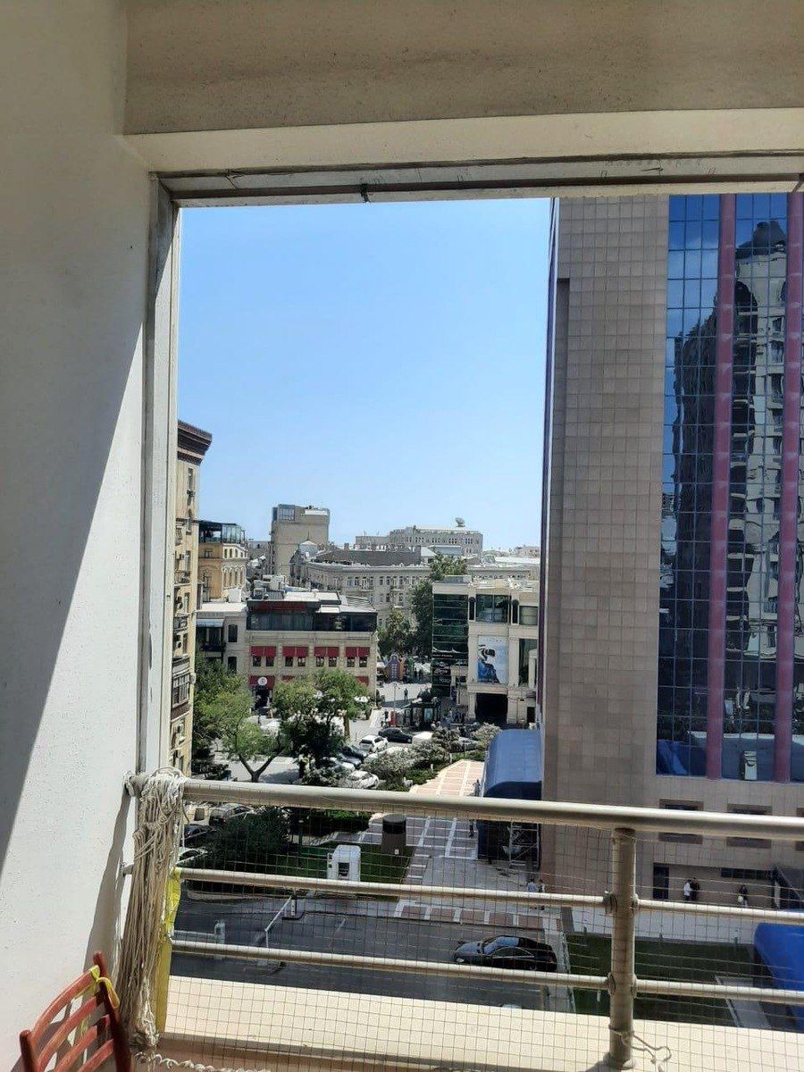 İcarəyə verilir 4 otaqlı yeni tikili 211 m² — Mənzil, Bakı (11)