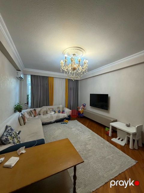 Satılır 2 otaqlı yeni tikili 70 m²
