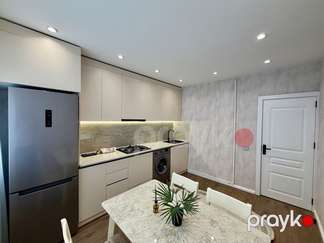 Satılır 2 otaqlı köhnə tikili 65 m² — Mənzil, Bakı (10)