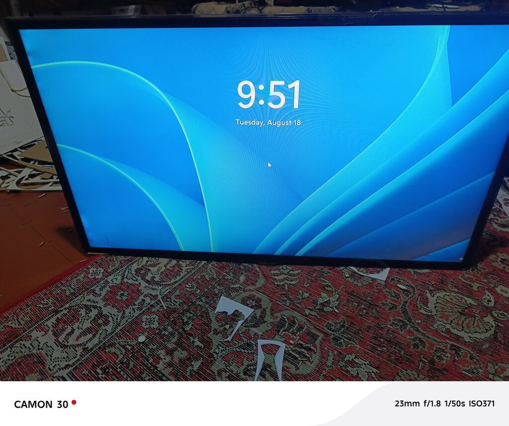 Samsung LED TV – Model: UE40ES5500W - Ekran ölçüsü: 40 düym (102 sm)