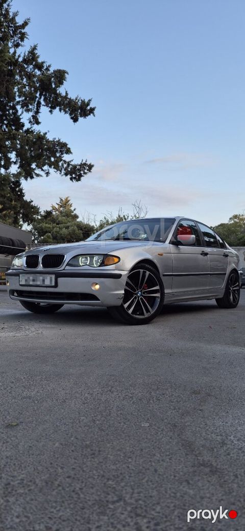 BMW 318, 2000 il