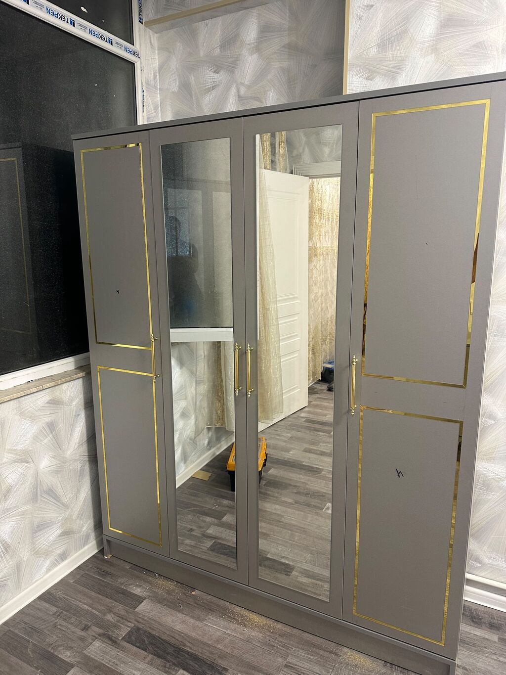 Yeni, 4 qapılı, Güzgülü, Boz, Açılan, Düz dolab — Mebel, Bakı (3)