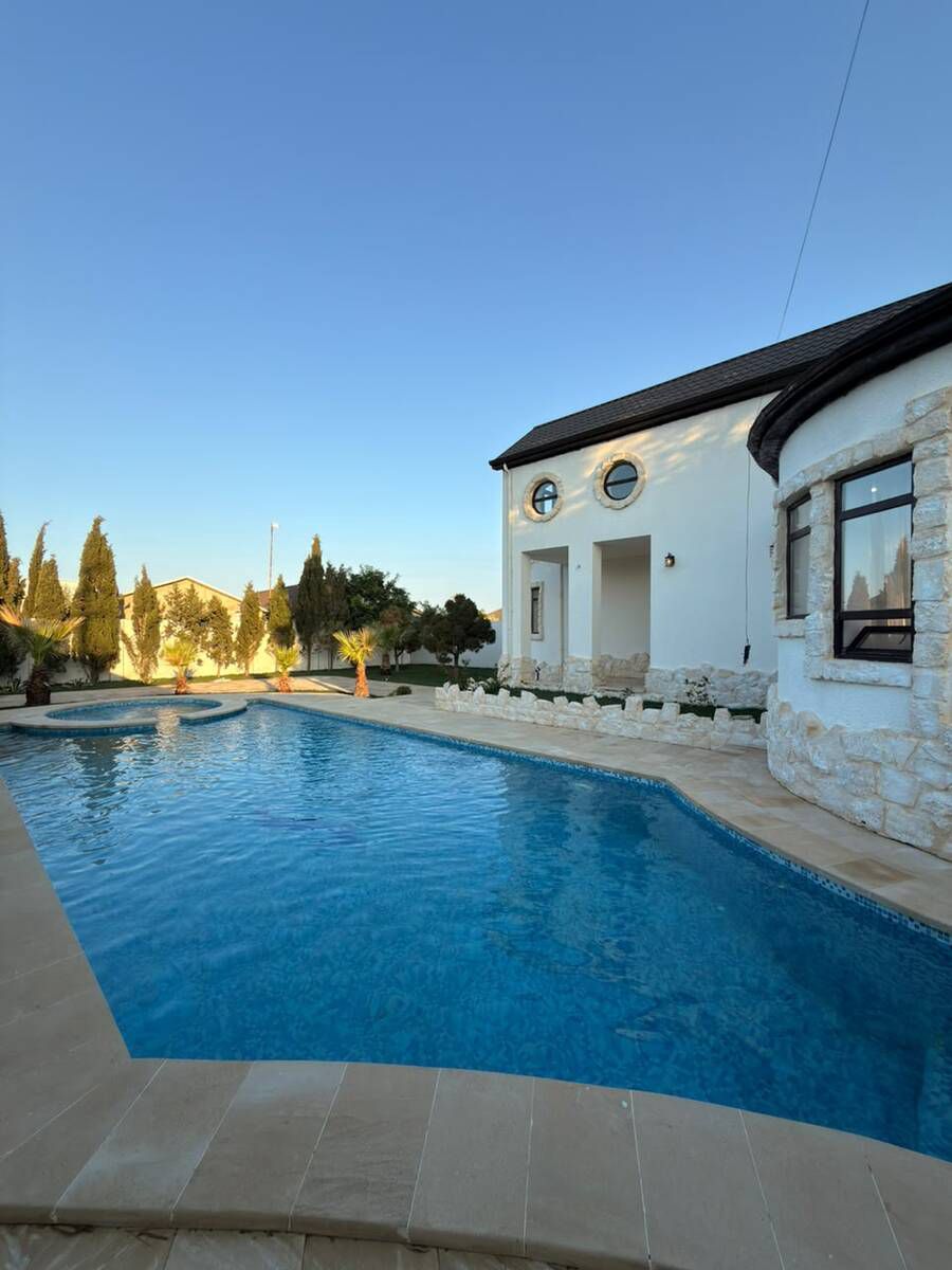 Satılır 5 otaqlı həyət evi/bağ evi 250 m² — Ev, villa, Bakı (4)