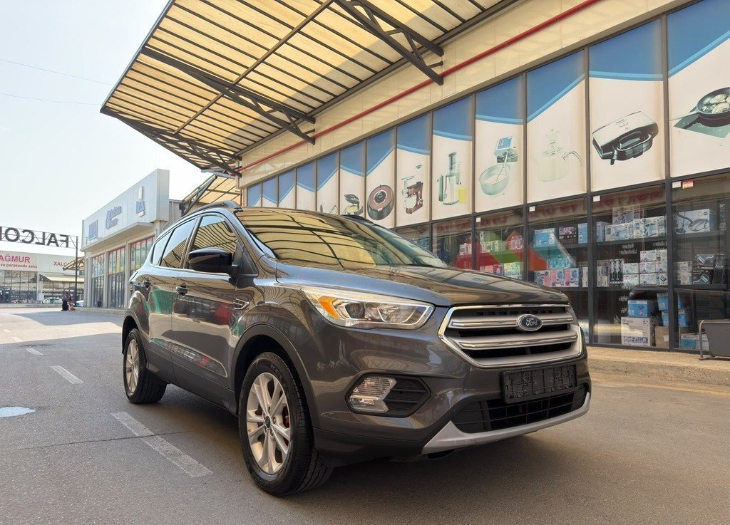 Ford Escape, 2017 il, 67000 km — Avtomobillər (2)