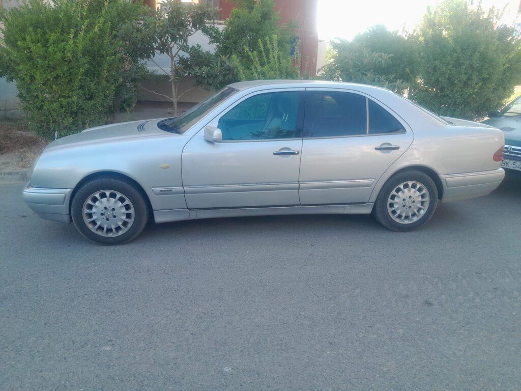 Mercedes E 200, 2.2 L, 1998 il, 352 658 km — Avtomobillər, Tərtər (4)