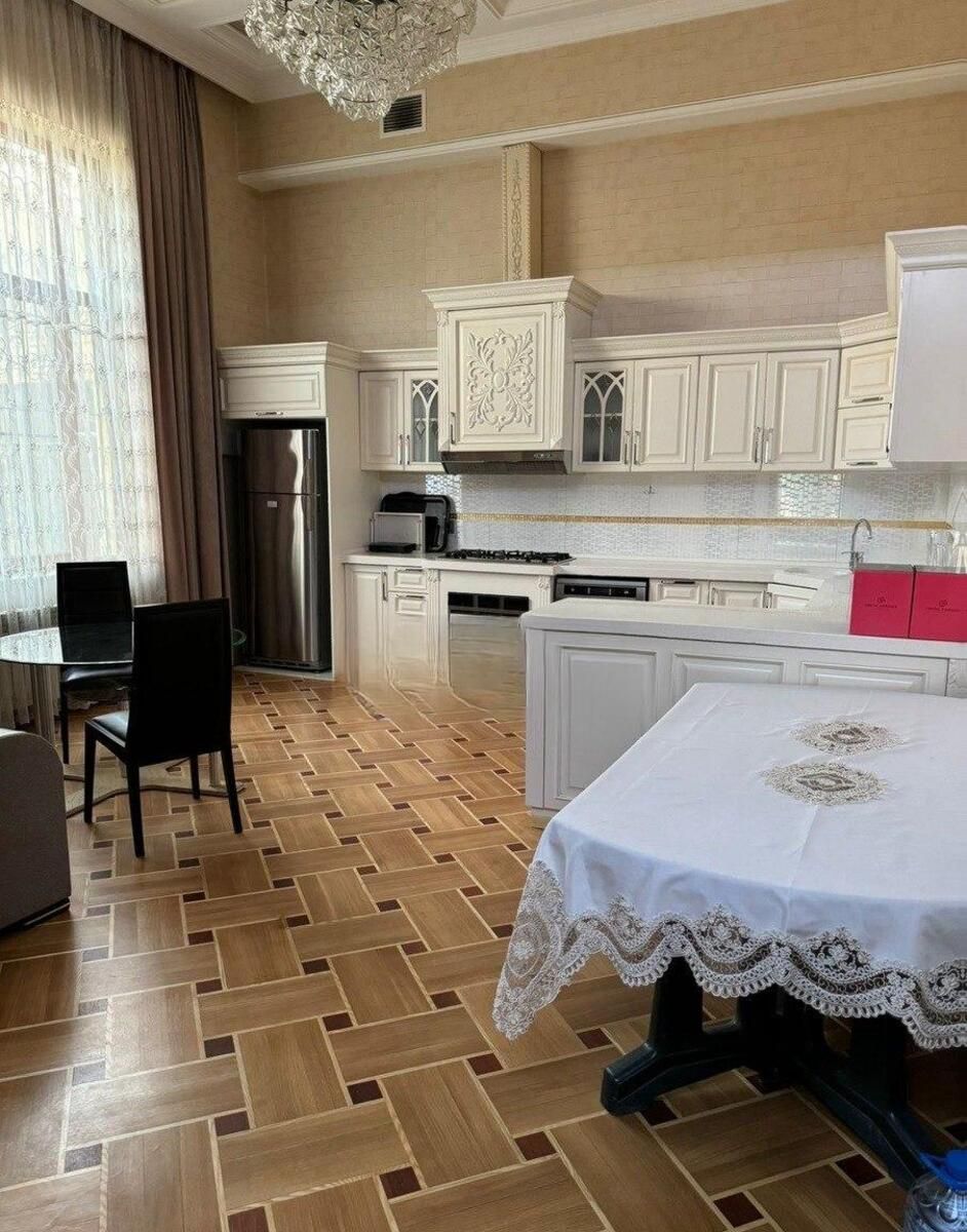 Villa kirayə verilir, Yusif Vəzir Çəmənzəminli küç. — Daşınmaz əmlak, Bakı (6)