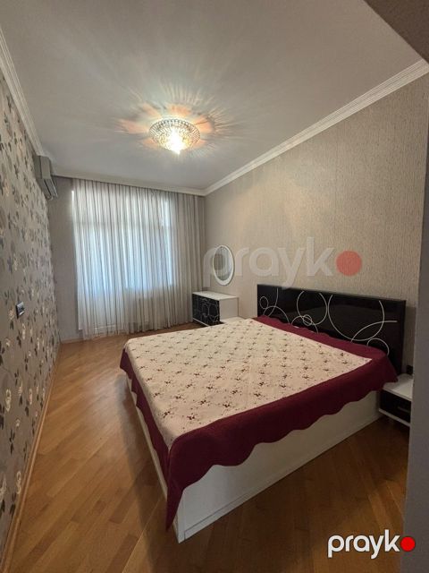 Satılır 3 otaqlı yeni tikili 110 m²