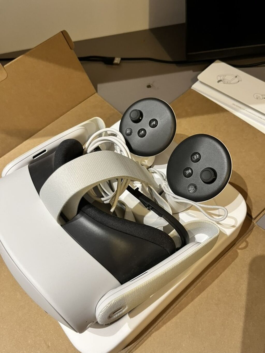 Meta Quest 3S VR eynəyi – 256 GB Yeniden secilmir 3-4 defe isledilib — Elektronika, Bakı (2)