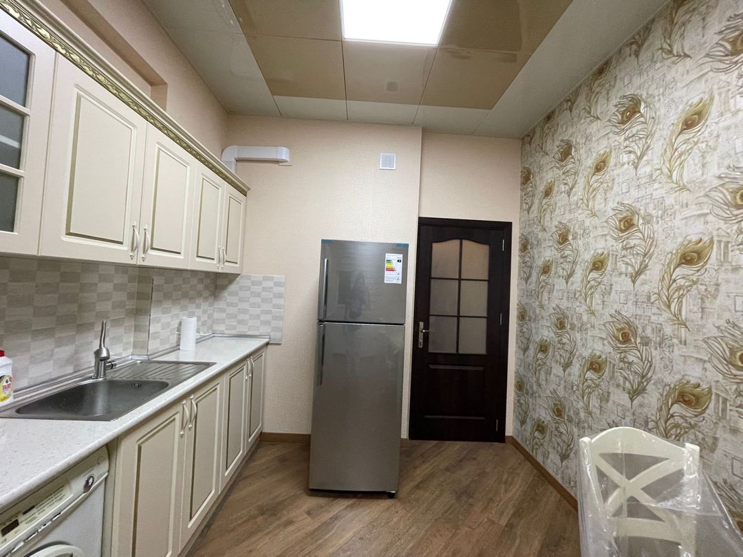 İcarəyə verilir 2 otaqlı yeni tikili 90 m² — Mənzil, Bakı (9)