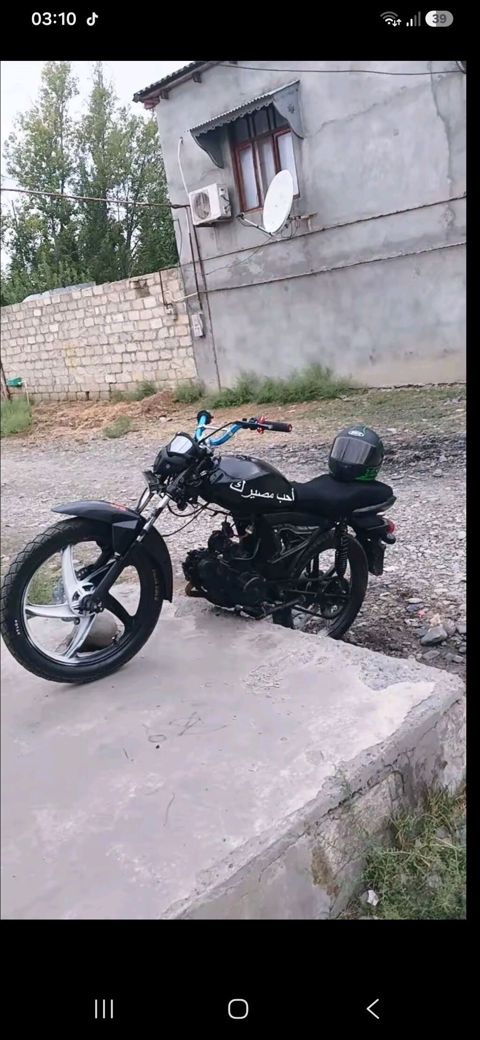 - M50, 80 sm3, 2023 il, 12000 km