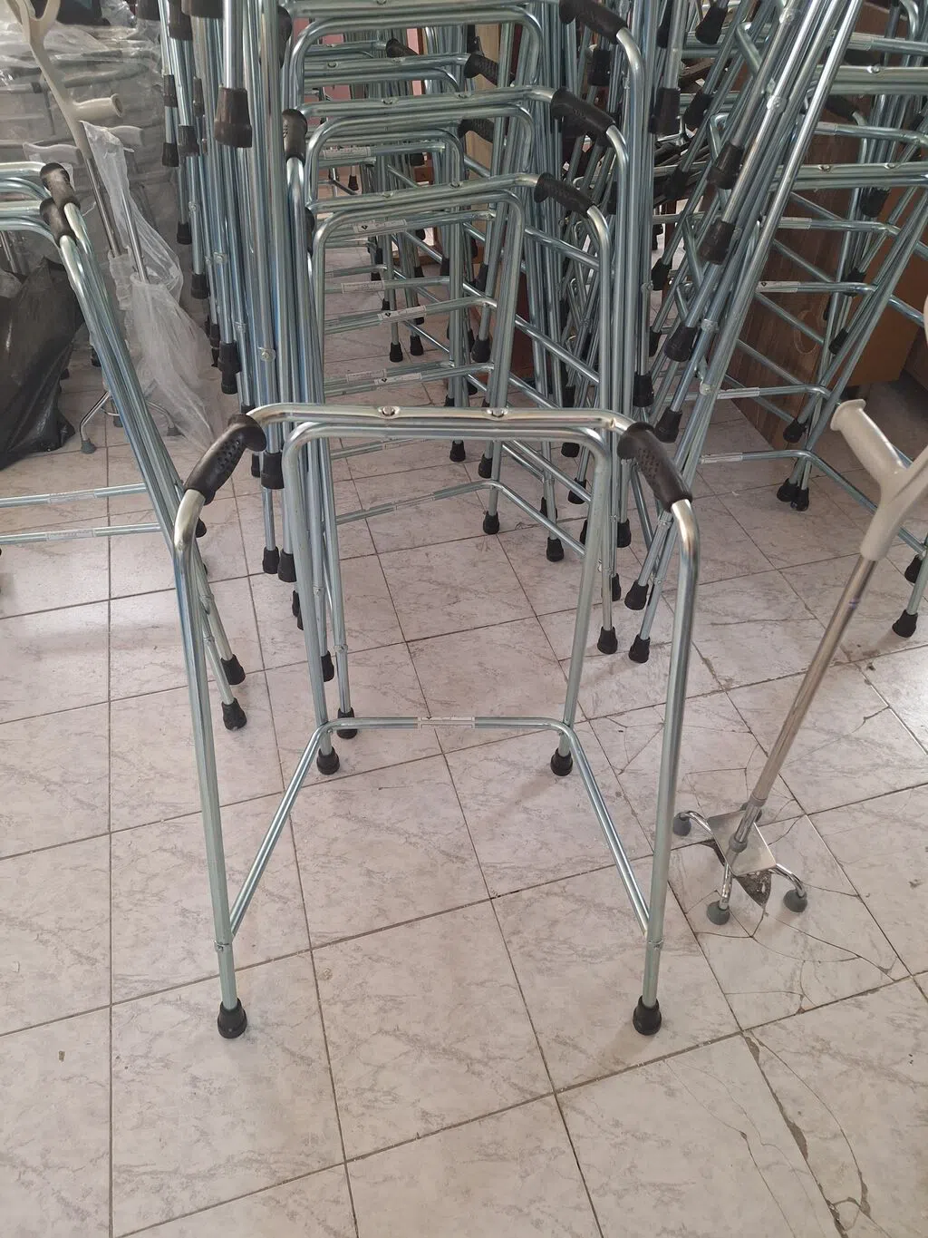 Xəstə üçün sanitar kreslo, xadok və əsa modelləri — Ortopedik tabanlıq və bərkiticiləri, Bakı (2)
