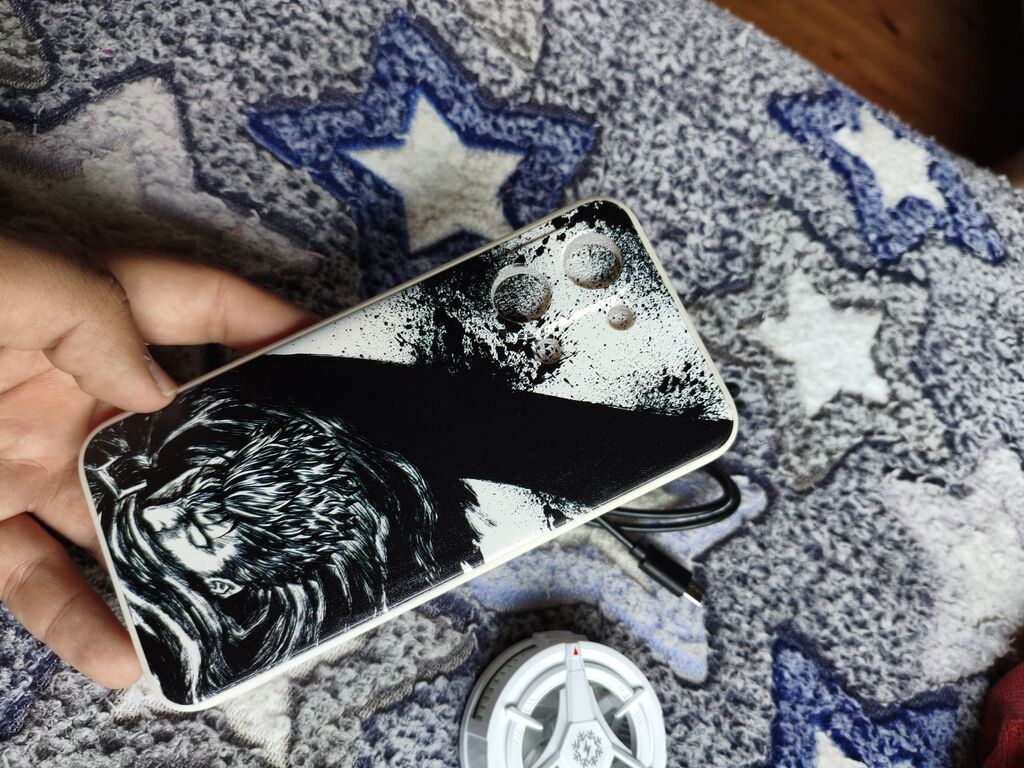 Poco x8 pro max üçün Berserk - Guts temalı kabro — Elektronika, Masallı (5)