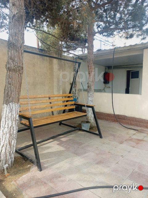 İcarəyə verilir 2 otaqlı həyət evi/bağ evi 100 m²