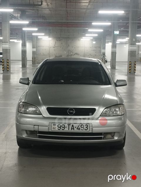 Opel Astra: 1.6 l | 1999 il 336000 km Hetçbek