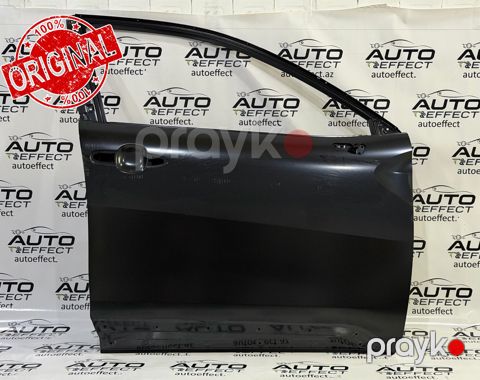 Toyota Corolla Cross sağ qabaq qapısı