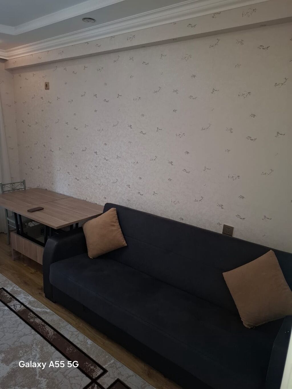 1 otaqlı mənzil – zal/yaşayış otağı Xüsusiyyətlər: - İşıqlı, yığcam — Daşınmaz əmlak, Bakı (2)