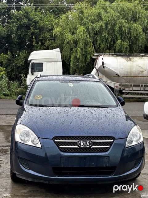 Kia Ceed SW, 1.4 L, 2009 il, 200 000 km