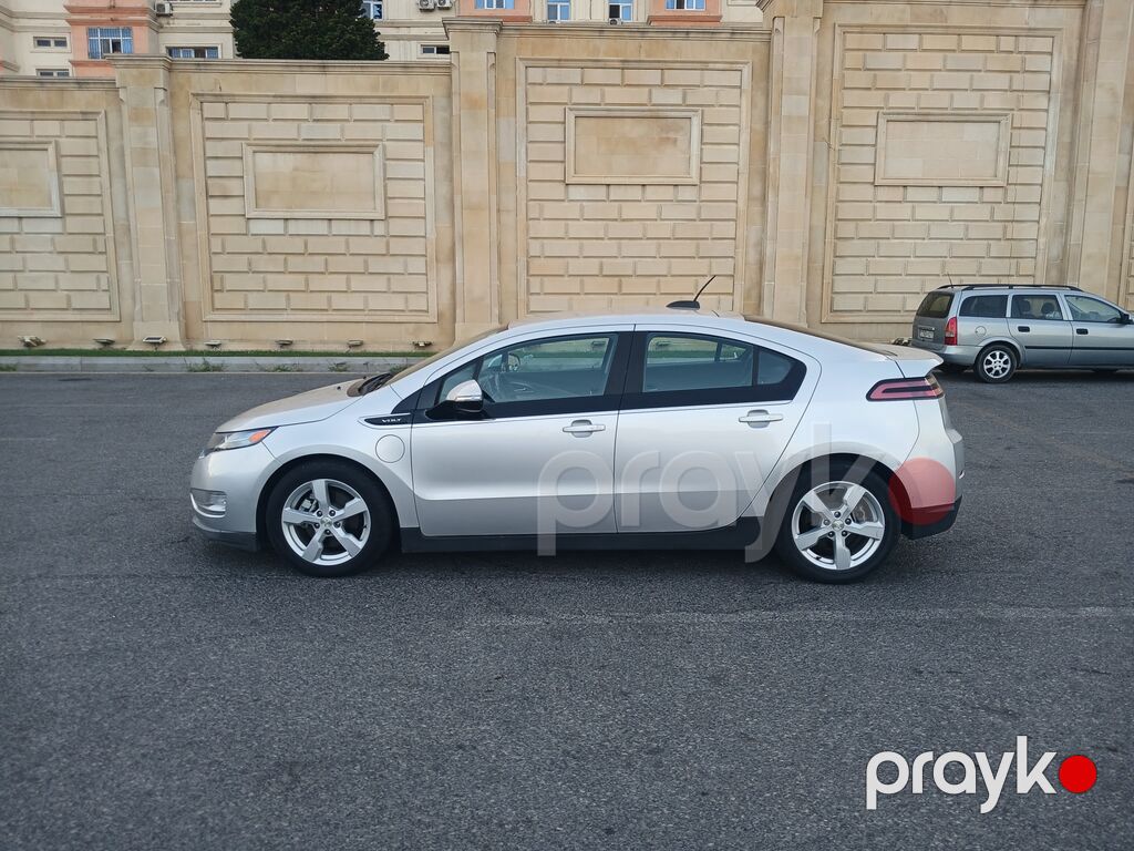 Chevrolet Volt: 1.4 l | 2015 il 193830 km Hetçbek 02-AZ-123 — Avtomobillər, Bakı (7)