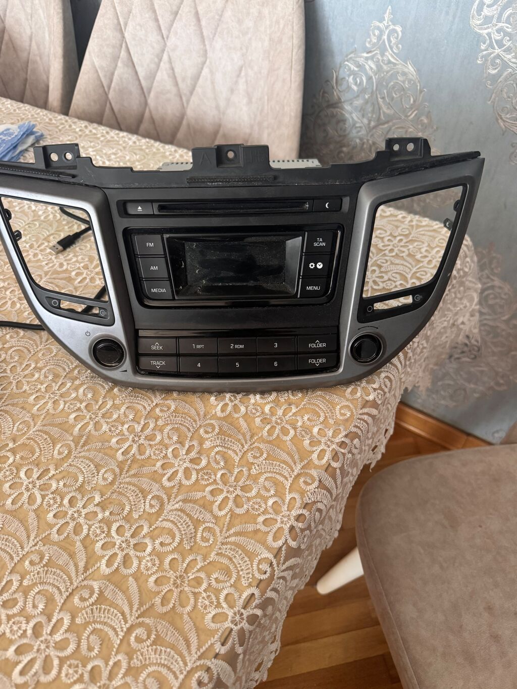 Hyundai ix35/Tucson üçün orijinal mərkəzi konsol multimedia/radio blok — Elektronika, Bakı (2)