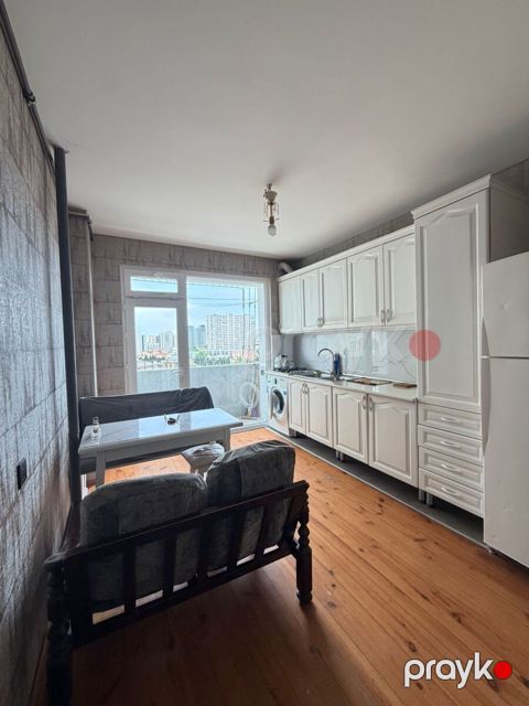 İcarəyə verilir 2 otaqlı köhnə tikili 70 m²