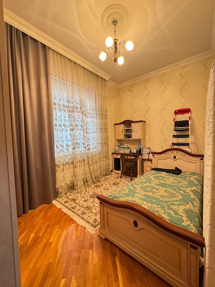 Satılır 6 otaqlı həyət evi/bağ evi 900 m² — Ev, villa, Bakı (6)
