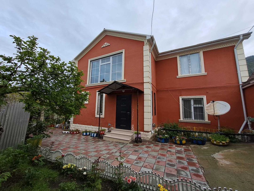 Həyət evi kirayə verilir, Qax r. — Daşınmaz əmlak, Qax