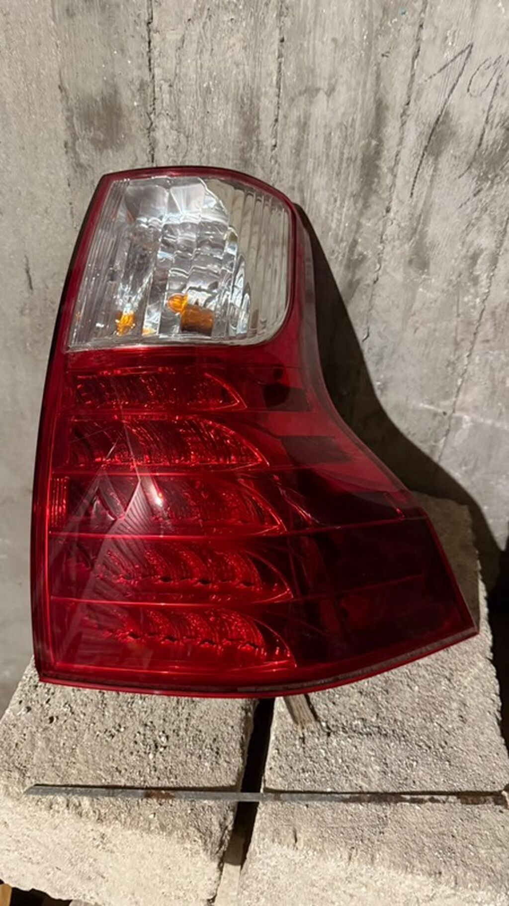 Toyota Land Cruiser Prado üçün arxa sağ stop‑lampa (tail light) — Ehtiyat hissələri, Bakı (4)