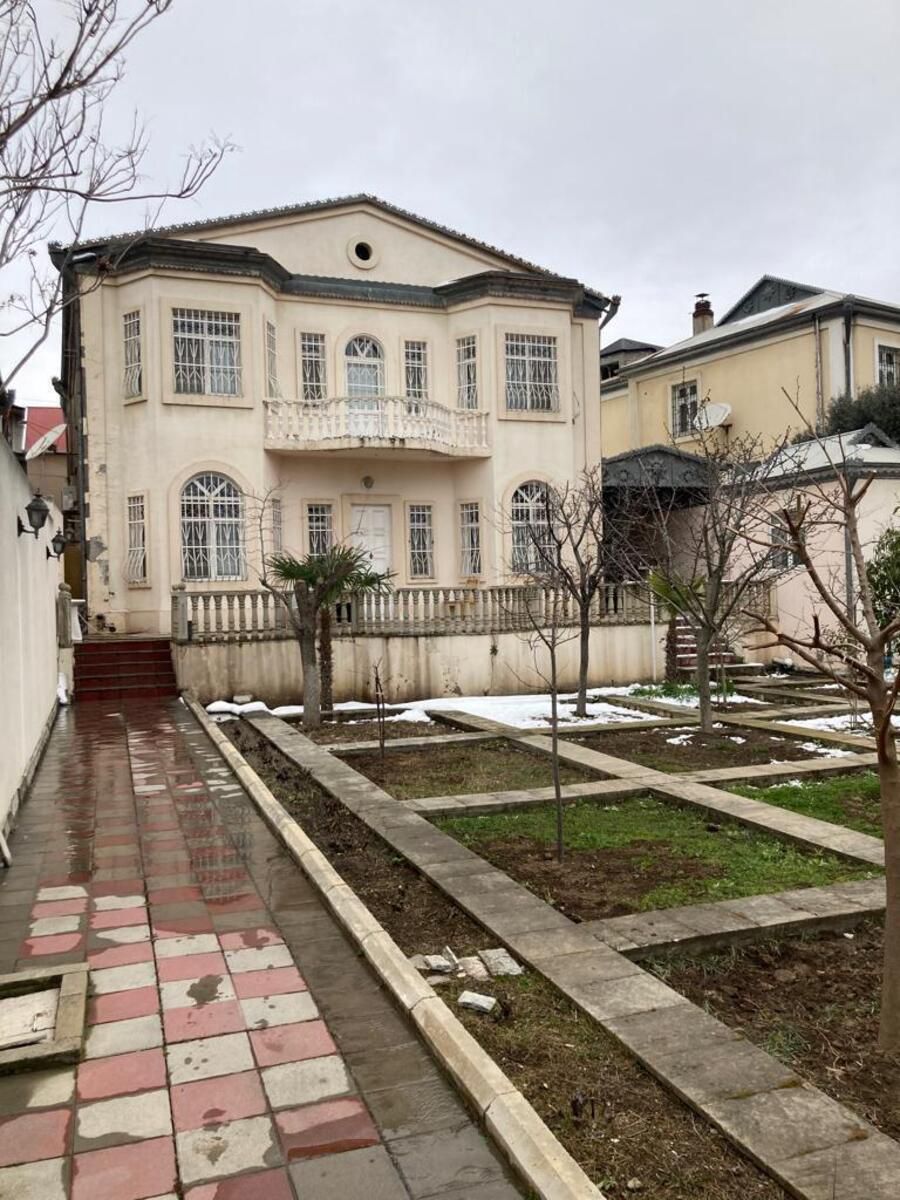 Satılır 5 otaqlı həyət evi/bağ evi 350 m² — Ev, villa, Bakı (2)