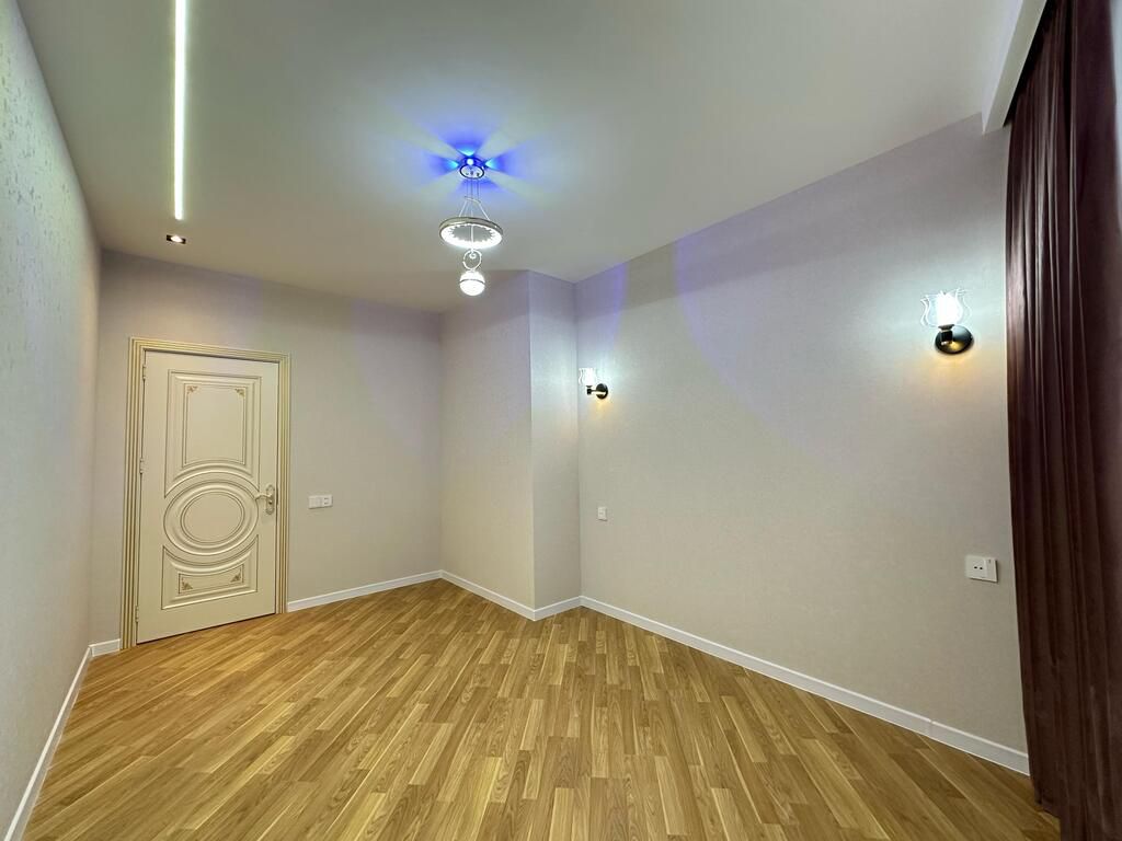 Satılır 4 otaqlı yeni tikili 140 m² — Mənzil, Bakı (11)