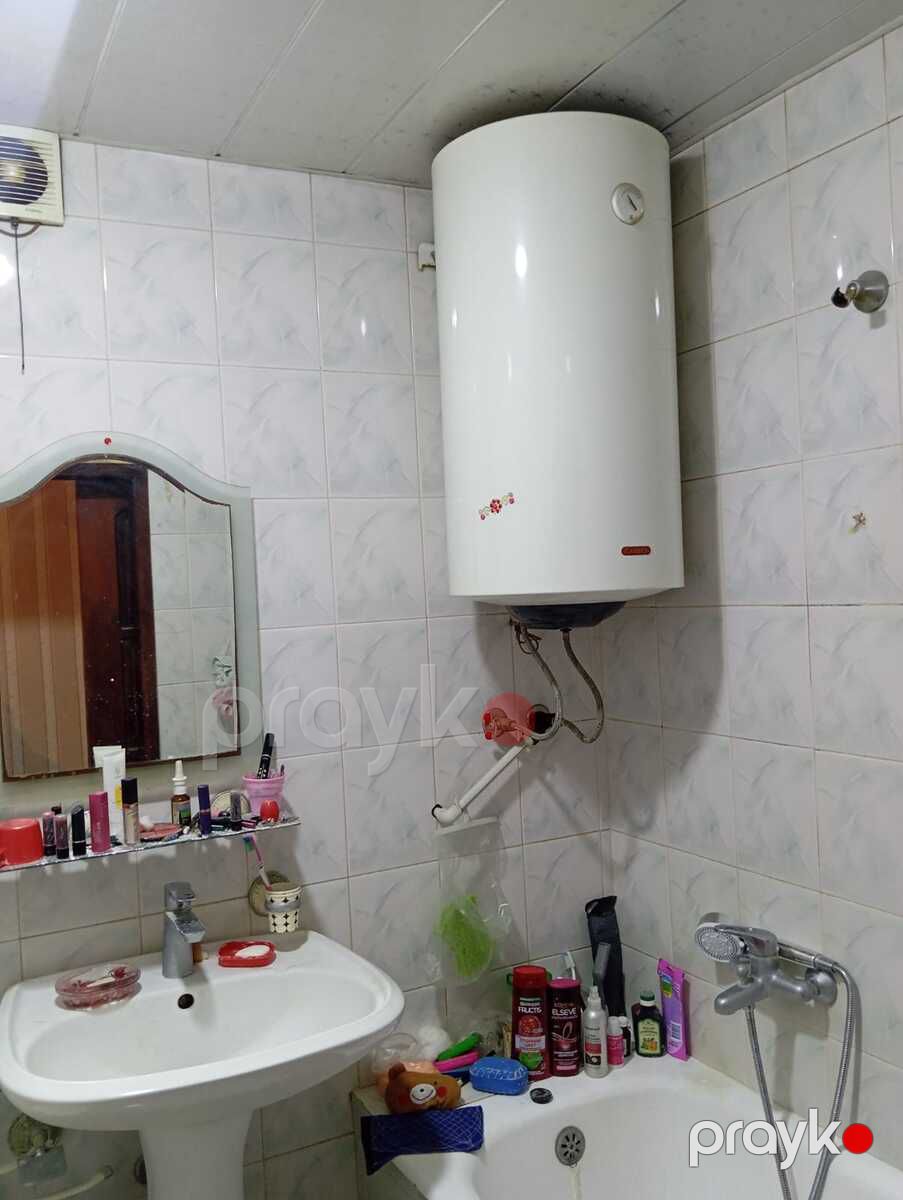 Satılır 2 otaqlı köhnə tikili 46 m² — Mənzil, Bakı (10)