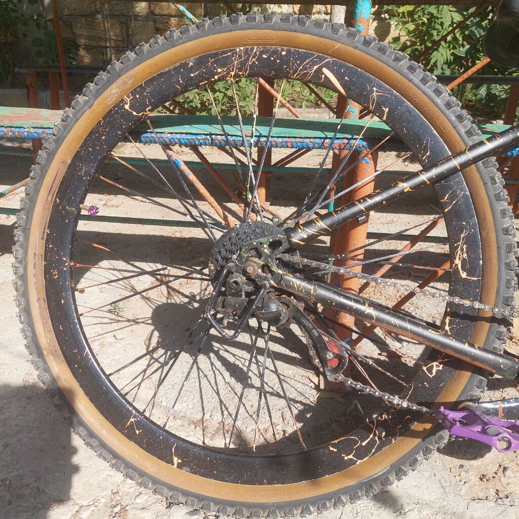 Salam gördüyün velosibed satılır yığılıb sürülmüyüb deye satılır ancaq — Mallar, Novxanı (10)