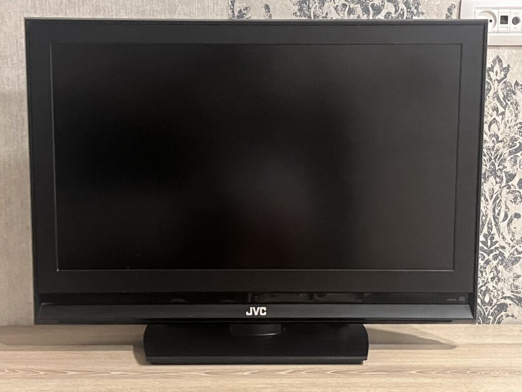 JVC LCD televizor - Ekran: 32 düym, geniş format (16:9) - Göstərmə — Televizorlar, Bakı
