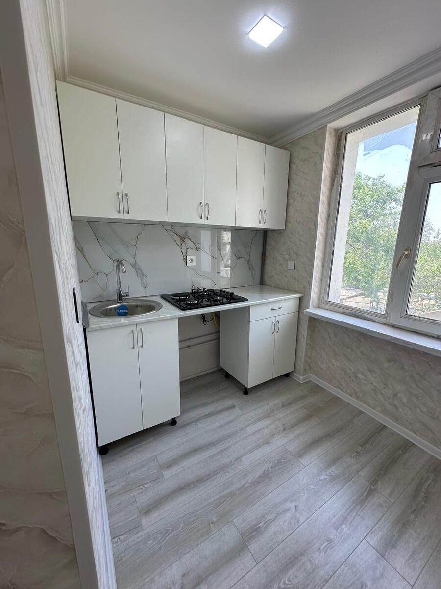 Satılır 1 otaqlı köhnə tikili 30 m² — Mənzil, Sumqayıt (3)