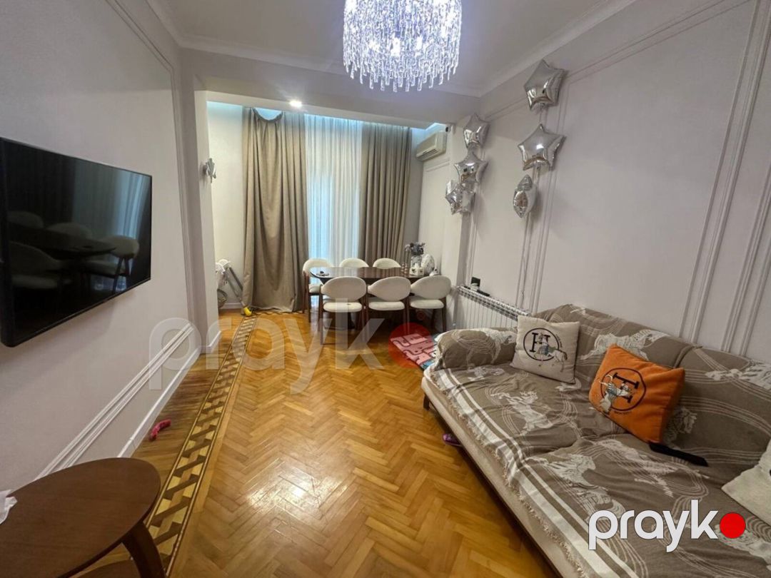 Satılır 3 otaqlı köhnə tikili 100 m² — Mənzil, Bakı (3)
