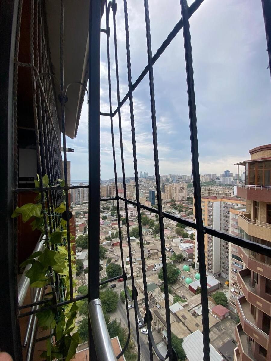 Satılır 4 otaqlı yeni tikili 200 m² — Mənzil, Bakı (7)