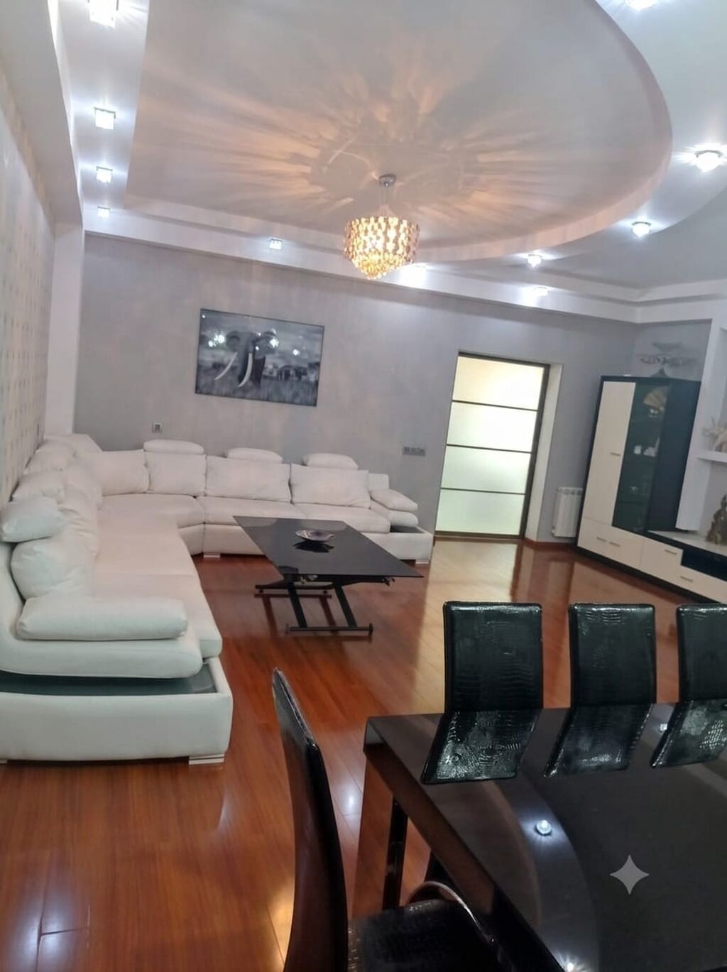 Divan 700 azn. Ölçü 4×3. Kocle bağlı satilir. Ünvan Masazırda. (FN) — Mebel, Mehdiabad