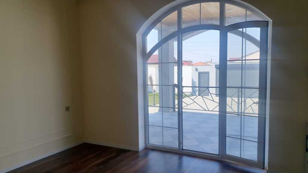 Satılır 5 otaqlı həyət evi/bağ evi 200 m² — Ev, villa, Bakı (12)