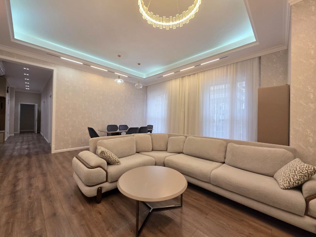 İcarəyə verilir 3 otaqlı yeni tikili 140 m² — Mənzil, Bakı (6)